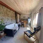 Apartment Baresia *