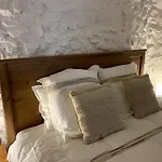 Baresia Apartment