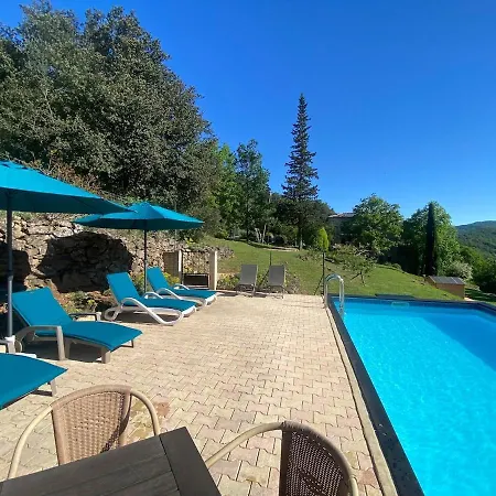Baresia Apartman *